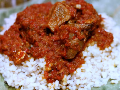 White rice & ofada sauce
